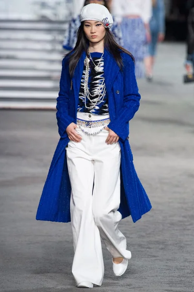 Look 59